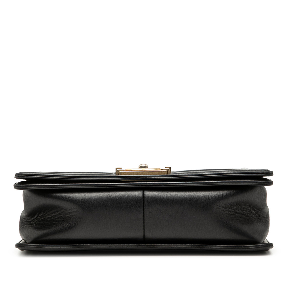 Pre-Loved Chanel Medium Quilted Lambskin Boy Flap - Picture 3 of 7